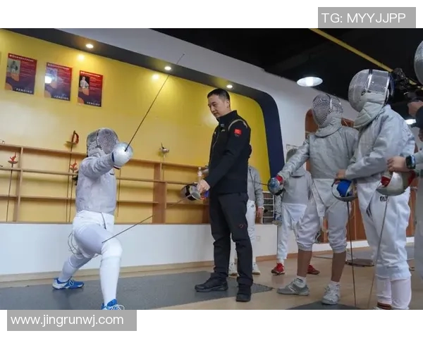 奥运冠军担任体育公益大使，走进西部校园点燃梦想